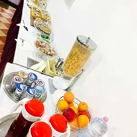 Nettuno فندق نابولي