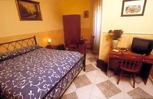 Nettuno * Neapol